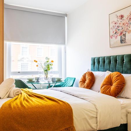 Clarges- Hsk Suites Лондон Екстериор снимка