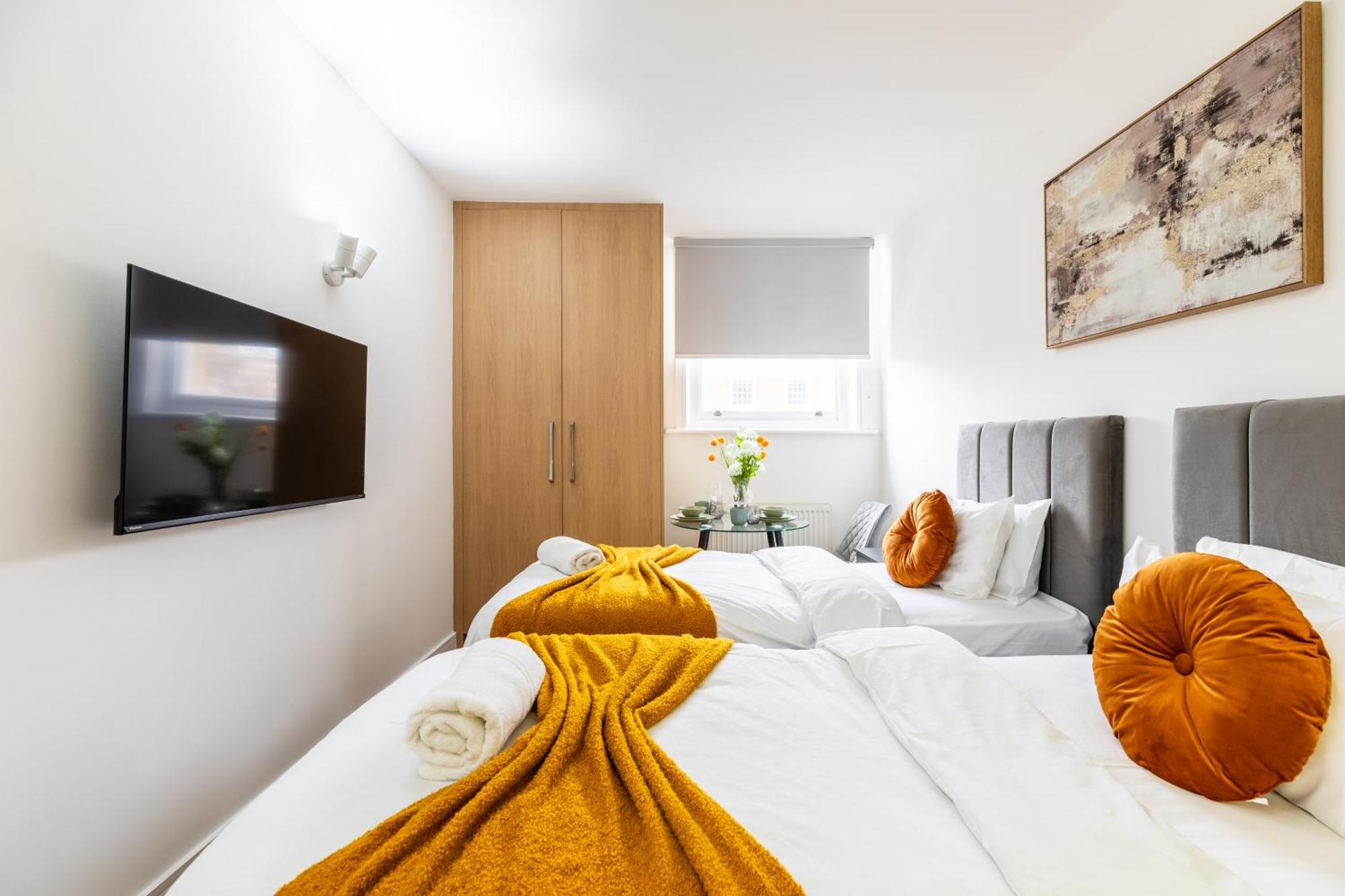 Clarges- Hsk Suites Лондон Екстериор снимка