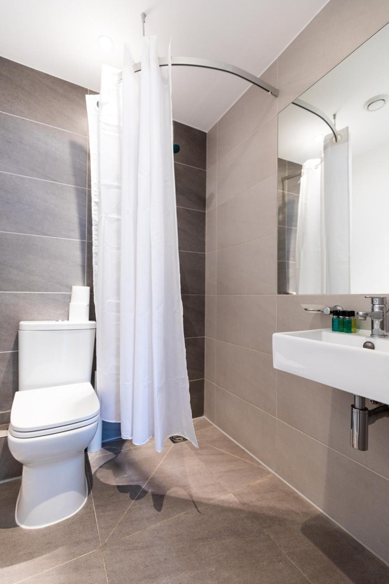 Clarges- Hsk Suites Лондон Екстериор снимка