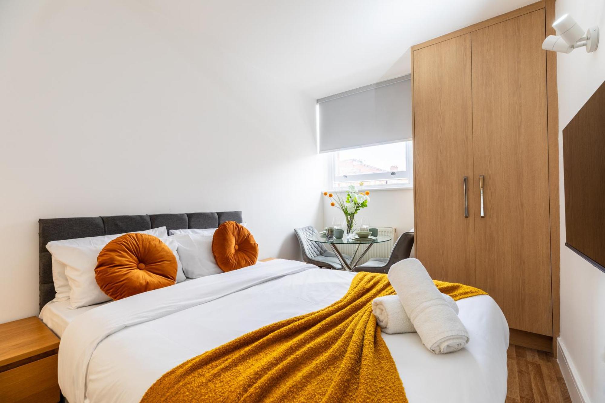 Clarges- Hsk Suites Лондон Екстериор снимка